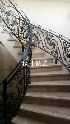 奢华锻打铁艺扶手