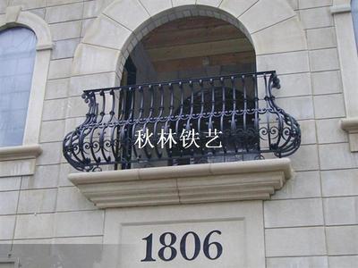 鼓肚铁艺阳台栏杆